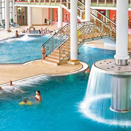 Hotel Three Lilies Inkl Aquaforum Františkovy Lázně エクステリア 写真