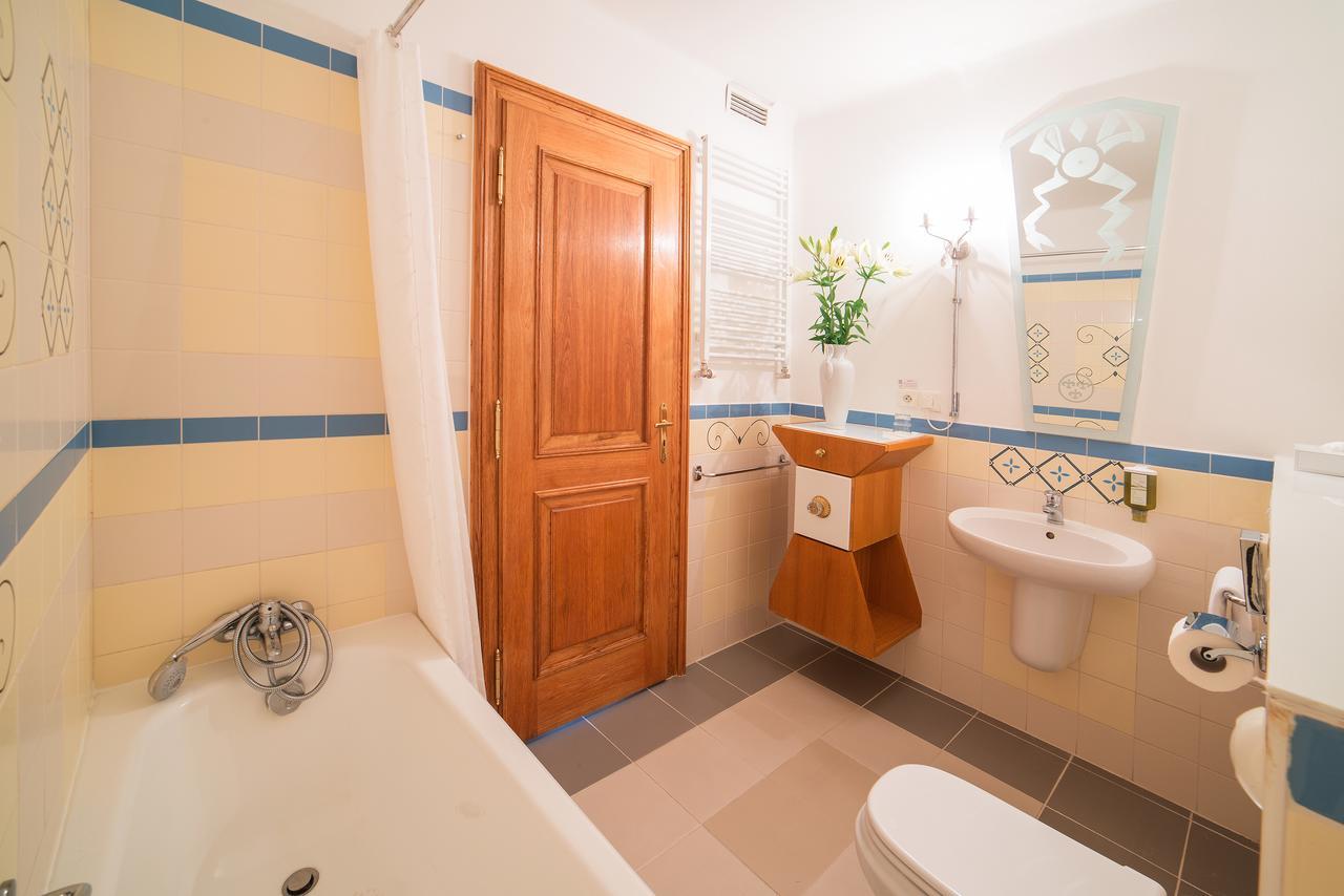 Hotel Three Lilies Inkl Aquaforum Františkovy Lázně エクステリア 写真