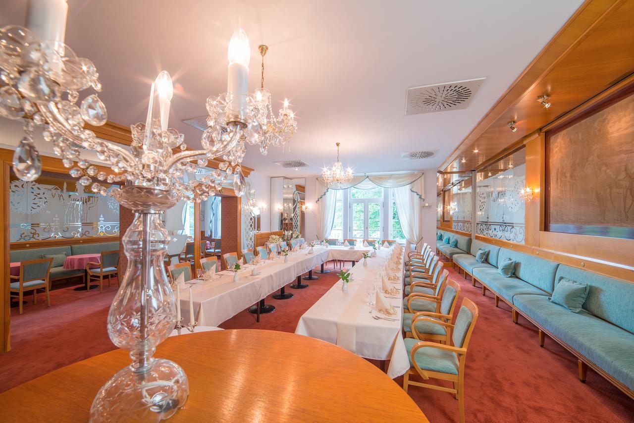 Hotel Three Lilies Inkl Aquaforum Františkovy Lázně エクステリア 写真